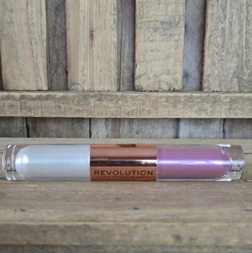 (2) Revolution Double Up Liquid Shadow- Infatuated & Subliminal